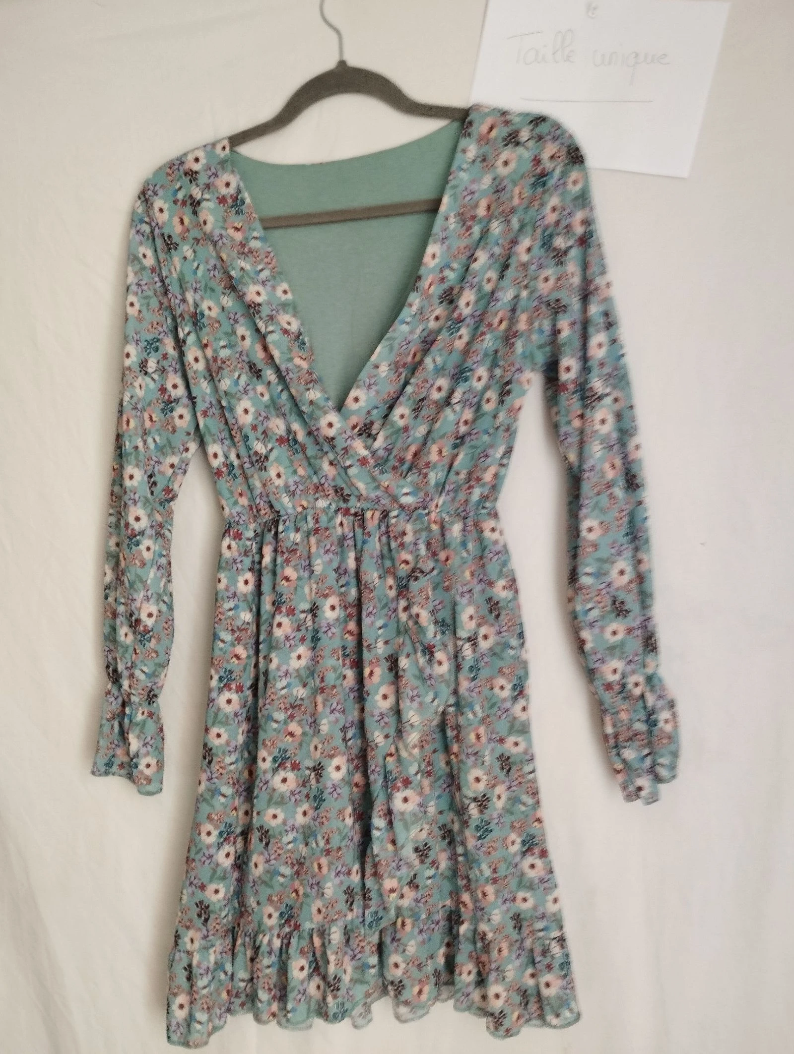 Robe courte fleurie taille unique